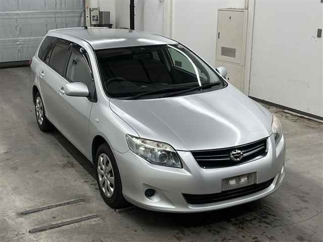 90367 Toyota Corolla fielder NZE141G 2011 г. (MIRIVE Saitama)